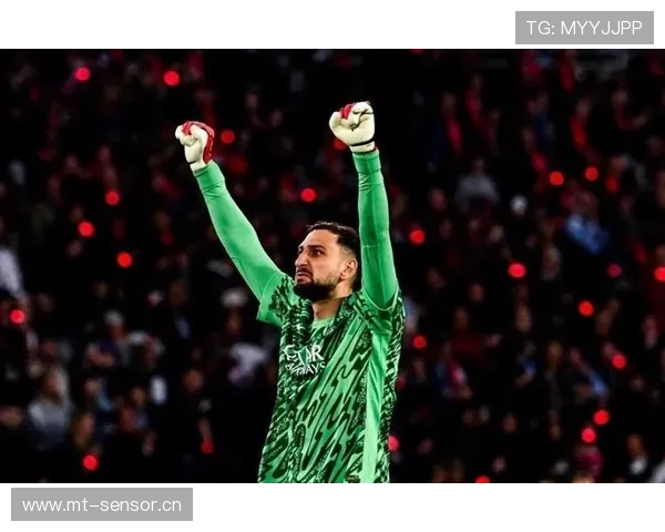 意大利门神多纳鲁马再显神勇,持续保持球队不败状态