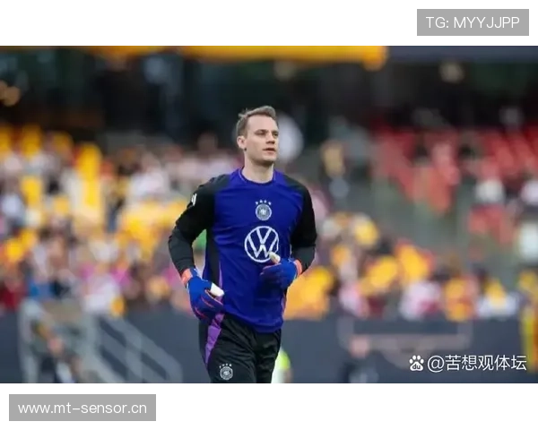 诺伊尔:从传统门将到“门卫”开创者的战术革命 诺伊尔:从传统门将到“门卫”开创者的战术革命