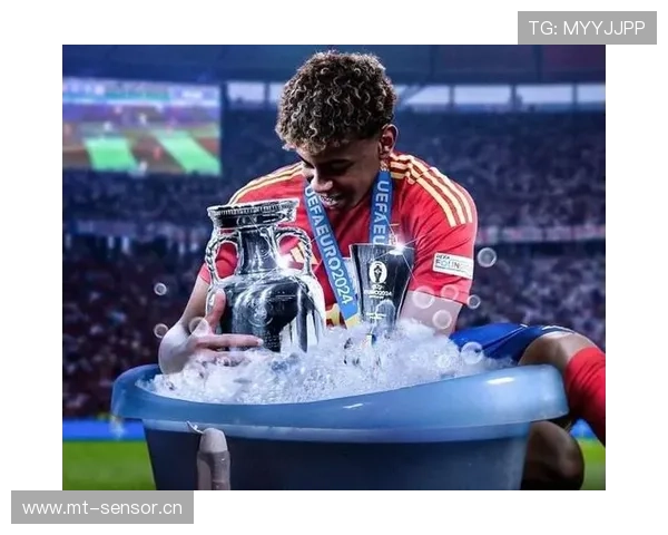 拉明·亚马尔:欧洲杯夺冠,跻身最年轻冠军成员行列 拉明·亚马尔:欧洲杯夺冠,跻身最年轻冠军成员行列