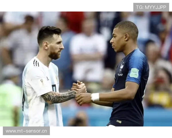 梅西vs姆巴佩:同代竞争与战术角色差距在哪 梅西vs姆巴佩:同代竞争与战术角色差距在哪